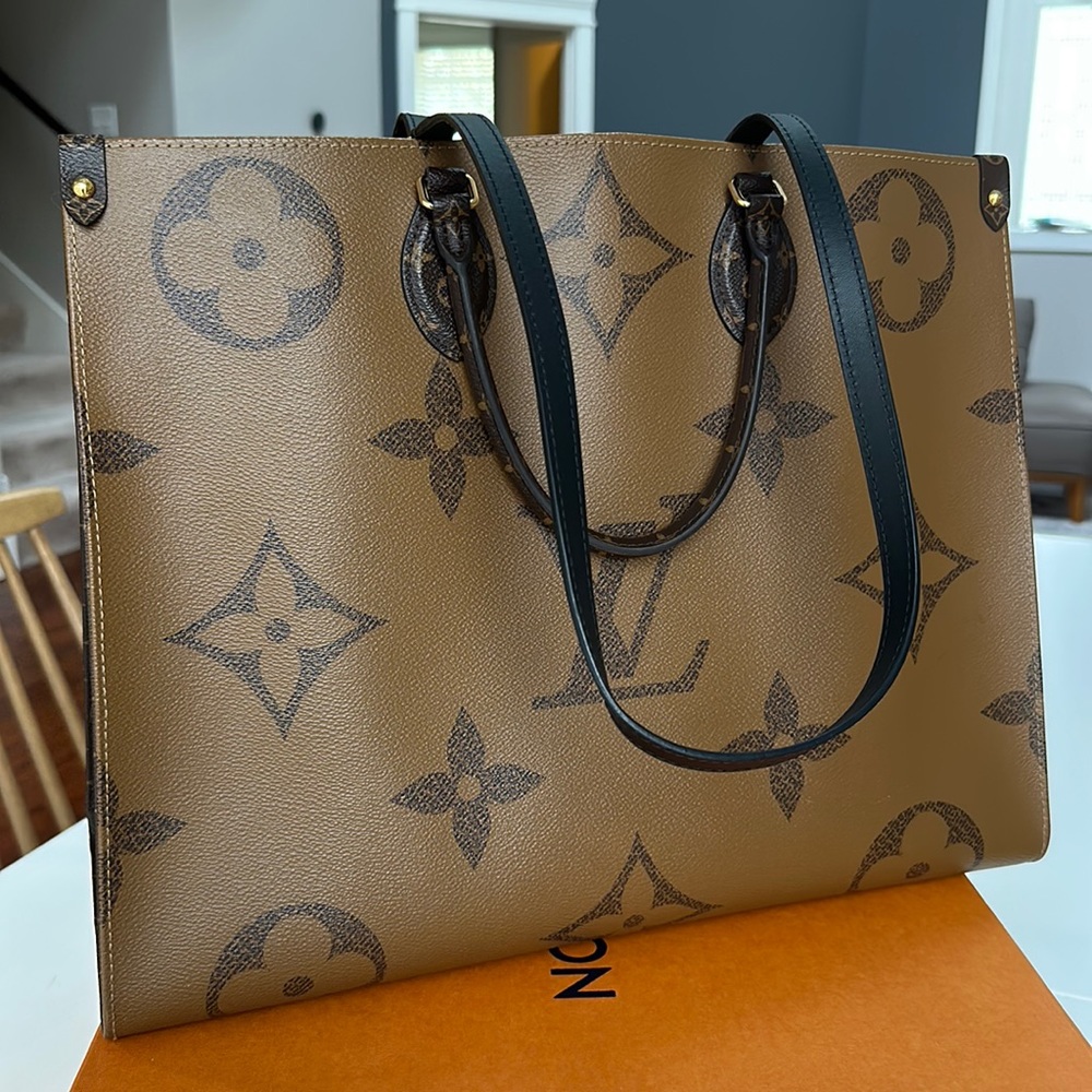 Louis Vuitton Onthego GM
